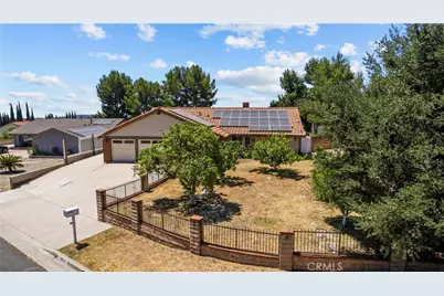 15559 Sorbonne, Sylmar, CA 91342 - Photo 1