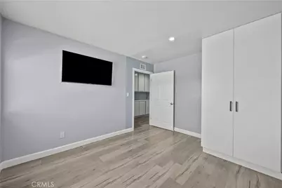 15559 Sorbonne, Sylmar, CA 91342 - Photo 19