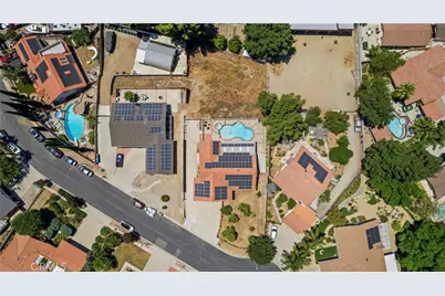 15559 Sorbonne, Sylmar, CA 91342 - Photo 41