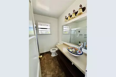 6852 Aura Avenue, Reseda, CA 91335 - Photo 9