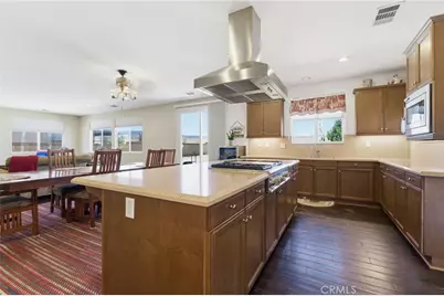 41641 Doverwood Court, Lancaster, CA 93536 - Photo 7