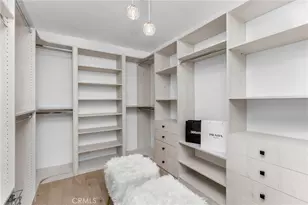 22637 Erwin St, Woodland Hills, CA 91367 - Photo 25