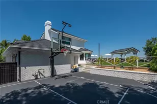 24011 Alder Pl, Calabasas, CA 91302 - Photo 49