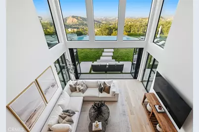 24011 Alder Place, Calabasas, CA 91302 - Photo 23