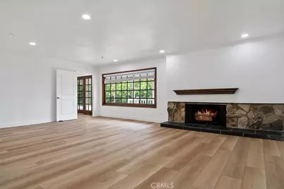 975 Valley Vista Drive, Camarillo, CA 93010 - Photo 15