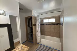 15445 Colbalt Street, Sylmar, CA 91342 - Photo 13
