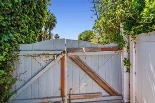 4 Mansfield Ln, Camarillo, CA 93010 - Photo 27