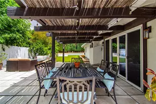 20643 Clarendon St, Woodland Hills, CA 91367 - Photo 31