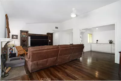 20643 Clarendon Street, Woodland Hills, CA 91367 - Photo 5
