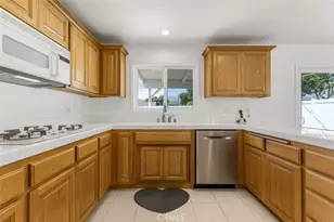 21713 San Jose St, Chatsworth, CA 91311 - Photo 15