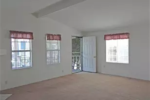 15428 Tulsa St, Los Angeles, CA 91345 - Photo 3
