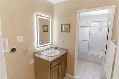 20247 Parthenia, Winnetka, CA 91306 - Photo 13