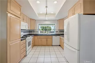 20644 Celtic St, Chatsworth, CA 91311 - Photo 13