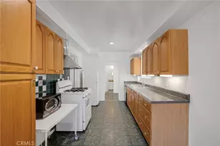 16319 Minnehaha, Granada Hills, CA 91344 - Photo 7