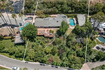 18070 Boris Drive, Encino, CA 91316 - Photo 3