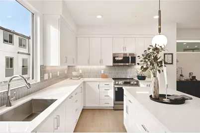 1692 Constellation Drive, San Pedro, CA 90731 - Photo 7