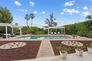 24217 Hatteras St, Woodland Hills, CA 91367 - Photo 33