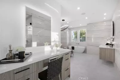 16706 Magnolia, Encino, CA 91436 - Photo 17