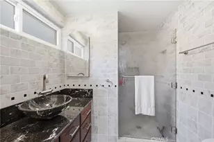 4776 Excelente Dr, Woodland Hills, CA 91364 - Photo 15