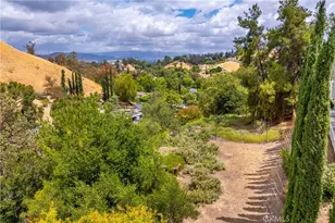 4776 Excelente Dr, Woodland Hills, CA 91364 - Photo 25