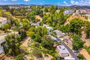 4776 Excelente Dr, Woodland Hills, CA 91364 - Photo 27