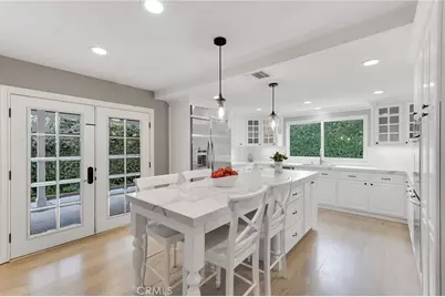 6008 N Pointe Place, Woodland Hills, CA 91367 - Photo 15