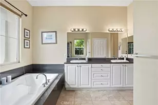 27988 Red Pine Ct, Valencia, CA 91354 - Photo 23