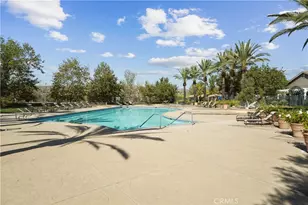 27988 Red Pine Ct, Valencia, CA 91354 - Photo 49