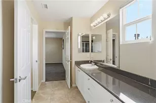 27988 Red Pine Ct, Valencia, CA 91354 - Photo 37