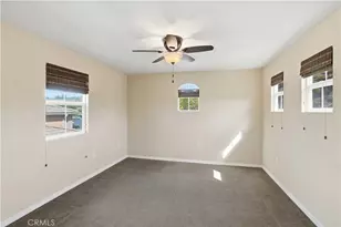 27988 Red Pine Ct, Valencia, CA 91354 - Photo 29