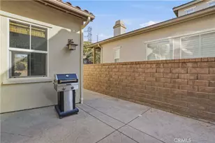 27988 Red Pine Ct, Valencia, CA 91354 - Photo 39