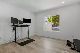 17301 Westbury Dr, Granada Hills, CA 91344 - Photo 25