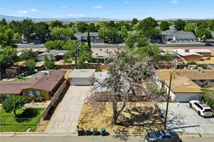 2047 W Lingard, Lancaster, CA 93536 - Photo 9