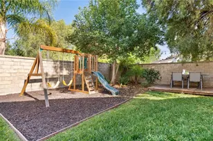 25768 Miguel Ct, Valencia, CA 91355 - Photo 39