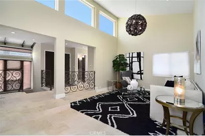 5247 Calatrana, Woodland Hills, CA 91364 - Photo 7