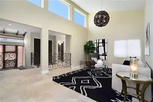 5247 Calatrana, Woodland Hills, CA 91364 - Photo 7