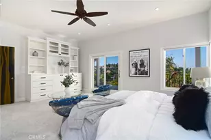 5247 Calatrana, Woodland Hills, CA 91364 - Photo 17