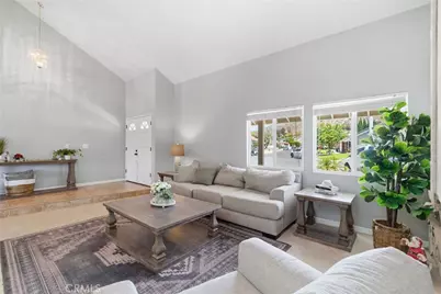 15626 Poppyseed, Canyon Country, CA 91387 - Photo 11