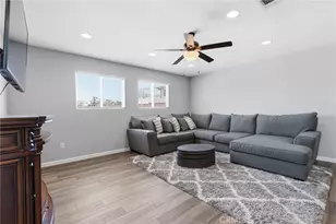 15626 Poppyseed, Canyon Country, CA 91387 - Photo 23