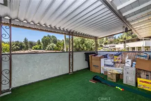 19716 Ave Of The Oaks, Newhall, CA 91321 - Photo 3