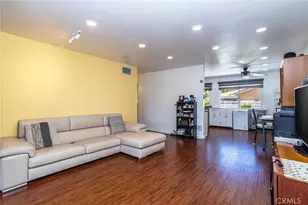 19716 Ave Of The Oaks, Newhall, CA 91321 - Photo 7
