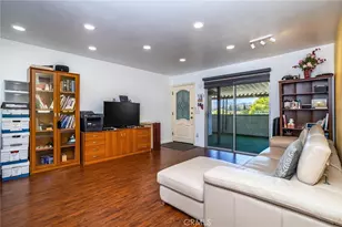 19716 Ave Of The Oaks, Newhall, CA 91321 - Photo 5