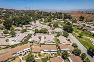 19716 Ave Of The Oaks, Newhall, CA 91321 - Photo 27