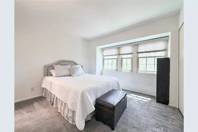 22123 Oxnard Street, Woodland Hills, CA 91367 - Photo 13