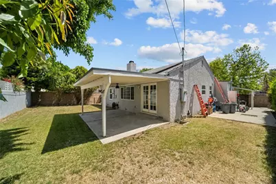 8033 Darby Avenue, Reseda, CA 91335 - Photo 31