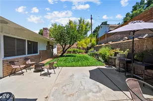 23626 Neargate, Newhall, CA 91321 - Photo 45