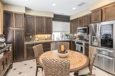 28318 Santa Catarina, Saugus, CA 91350 - Photo 9
