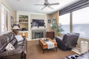 28318 Santa Catarina, Saugus, CA 91350 - Photo 11