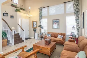 28318 Santa Catarina, Saugus, CA 91350 - Photo 3