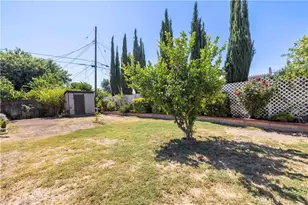 19328 Lonerock, Canyon Country, CA 91351 - Photo 41